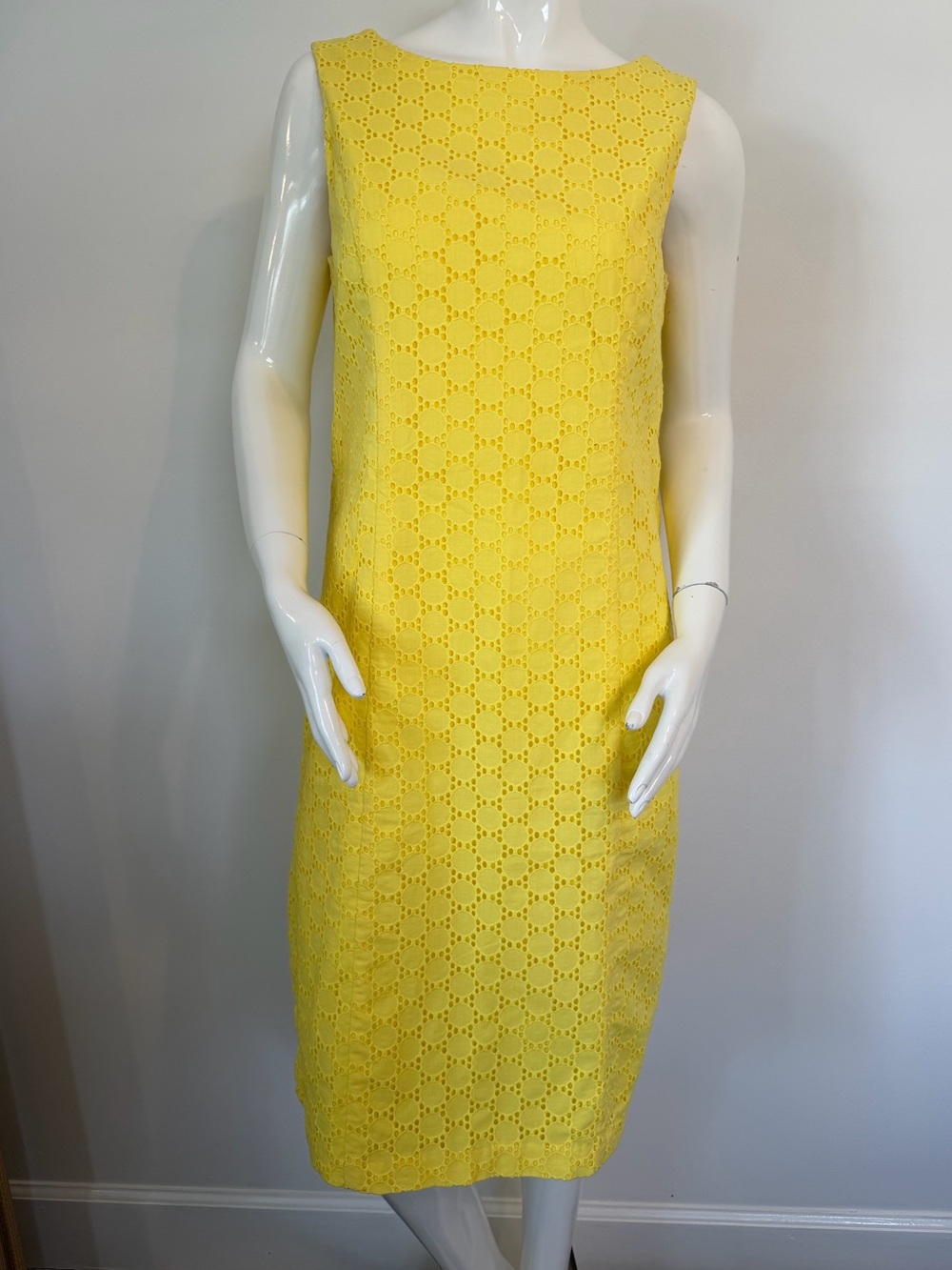 Talbots Sunshine Yellow Eyelet Shift Dress 
Size 10